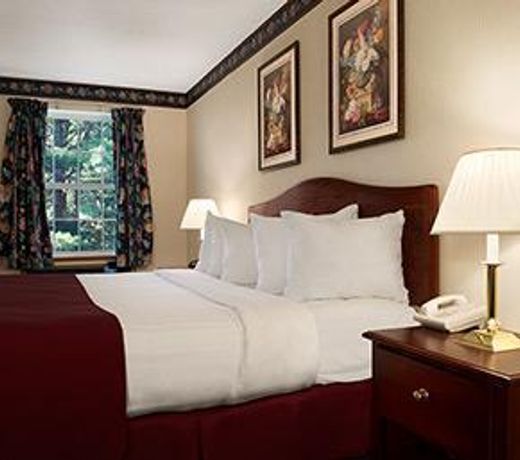 Days Inn by Wyndham Grayling