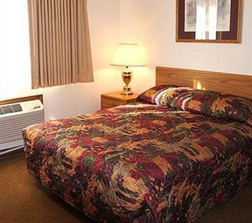 Lupine Inn