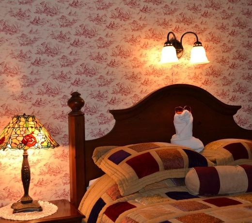 Cheney House Bed & Breakfast