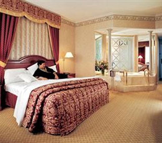 Tunica Roadhouse Hotel & Casino