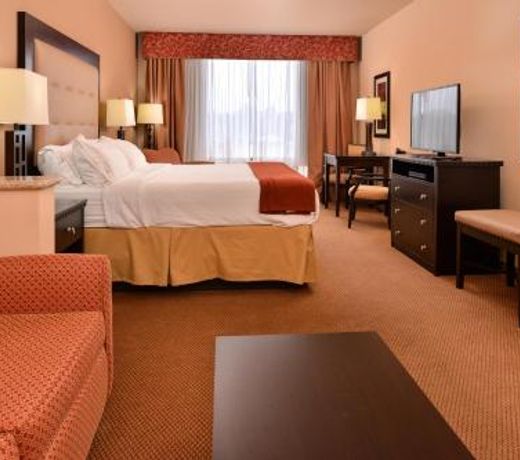 Holiday Inn Express & Suites Van Buren-Fort Smith Area, an IHG Hotel