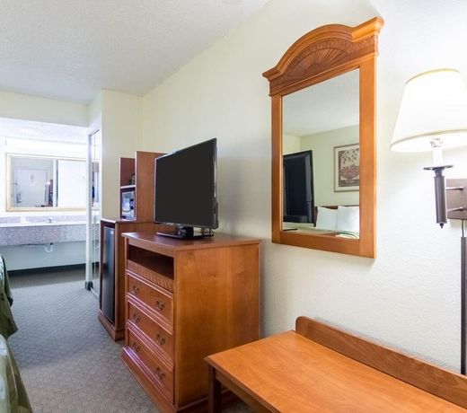Quality Inn and Suites Alma
