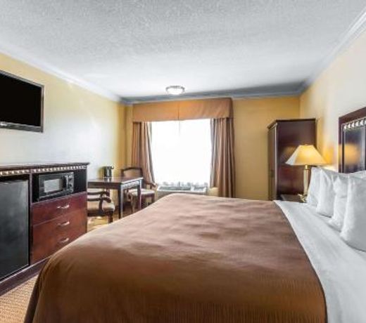 Quality Inn & Suites Bell Gardens-Los Angeles
