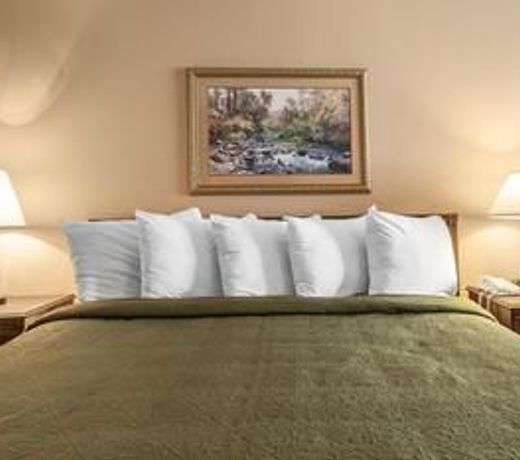 Quality Inn & Suites Mount Chalet