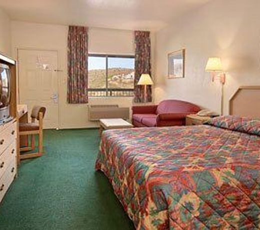 Days Inn by Wyndham Globe
