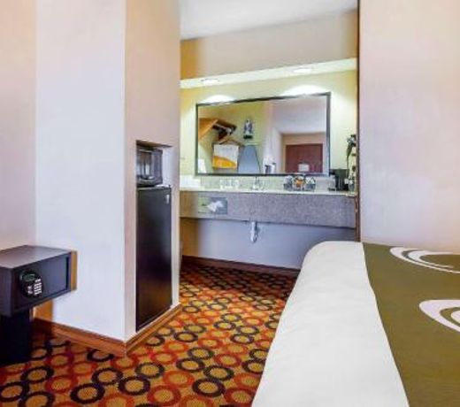 Quality Inn & Suites Owasso US-169
