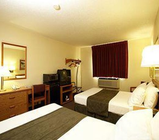 Super 8 by Wyndham Spirit Lake/Okoboji