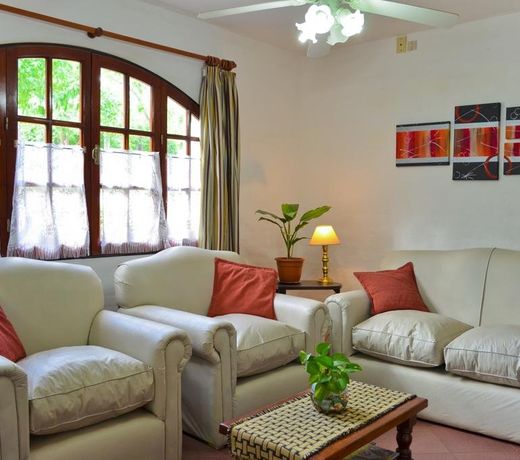 Hosteria La Estancia