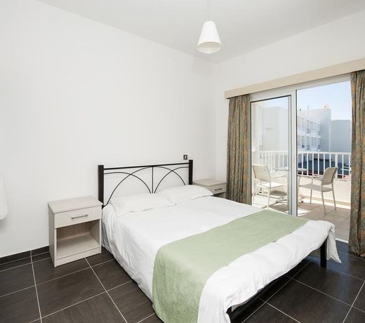 Mayfair Gardens