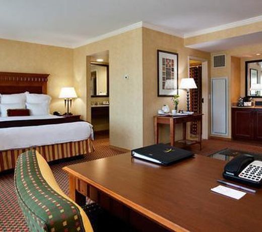 Renaissance Boulder Flatiron Hotel