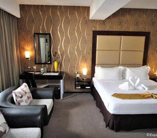 Mallberry Suites Business Hotel