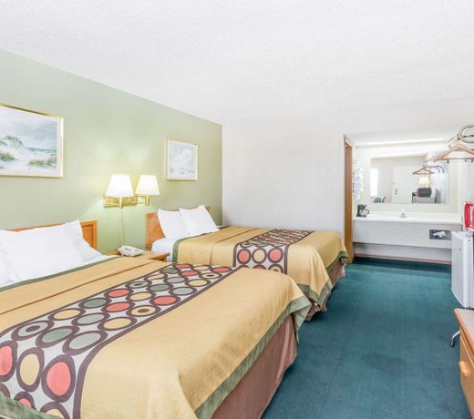 Super 8 by Wyndham Butler