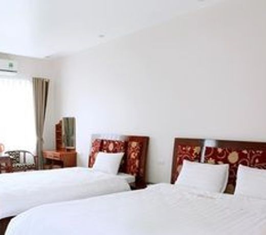 Ngoc Bach Hotel