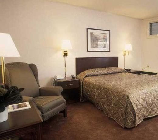 RIVERSIDE INN - CAYCE