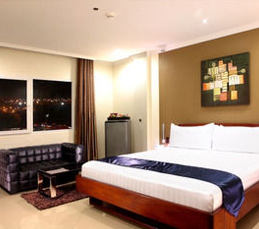 Queens Hotel Angeles City