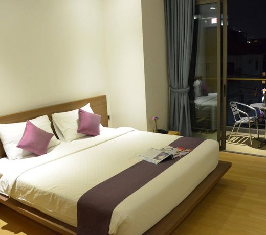 The Scenery City Hotel