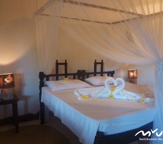 Mvuvi Lodge