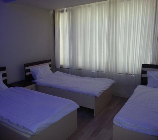 Ahranis Hotel