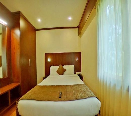 Sivaranjani Hotel