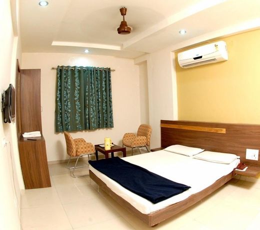 Hotel Rahi Inn