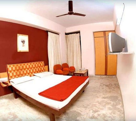 Hotel Rahi Inn