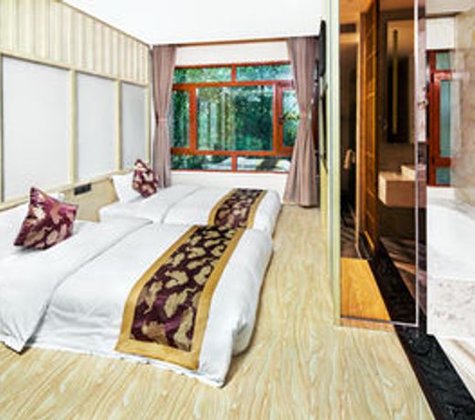 Elephant Trunk Hill Hotel