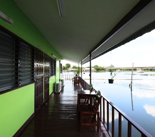 The Best Riverside Guesthouse Kanchanaburi