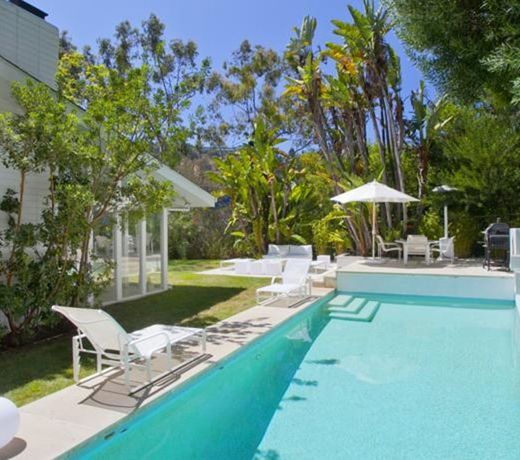 Mulholland Pool Retreat