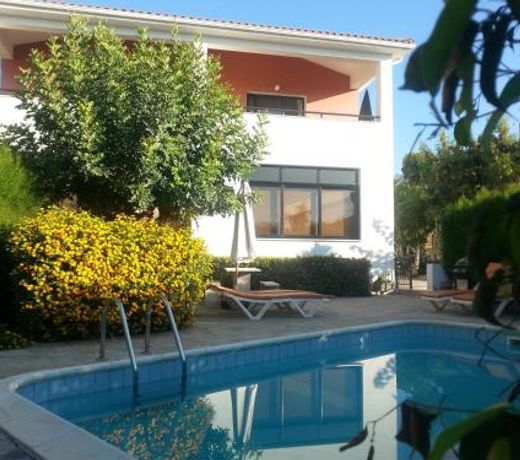 Kissonerga Apartment