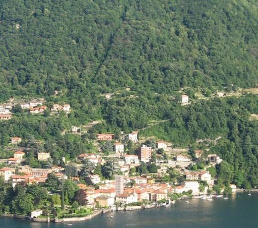 Moltrasio Casa Dell'Uva