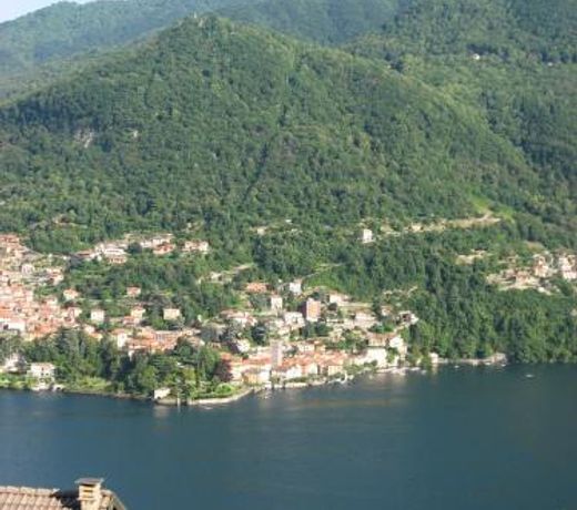 Moltrasio Casa Dell'Uva