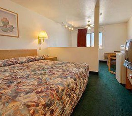 Super 8 By Wyndham Fort Sumner