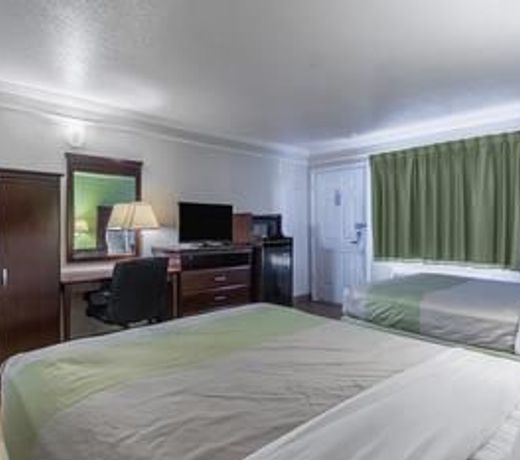 Motel 6-Kingsburg, CA