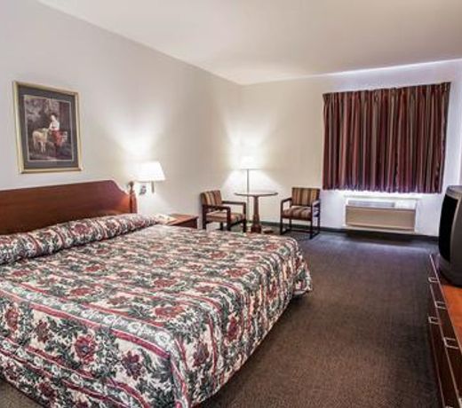 Super 8 by Wyndham Sweet Springs
