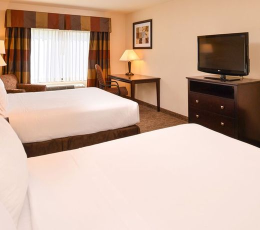 Holiday Inn Express and Suites Wheeling, an IHG Hotel