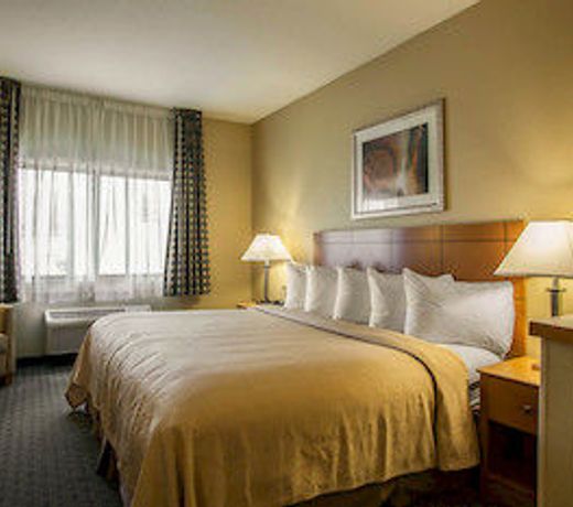 Quality Inn near I-72 and Hwy 51