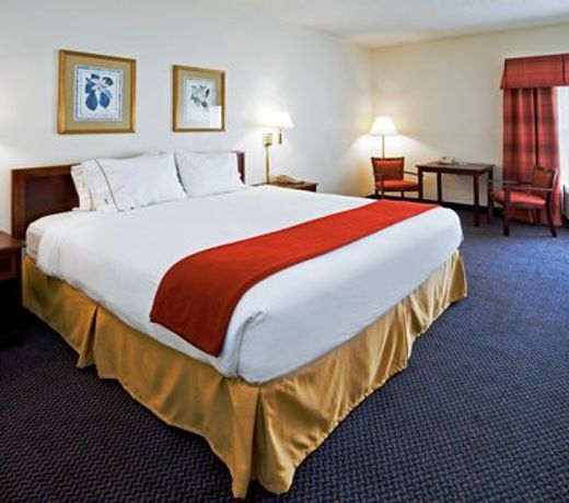 Holiday Inn Express Hillsborough-Durham Area, an IHG Hotel