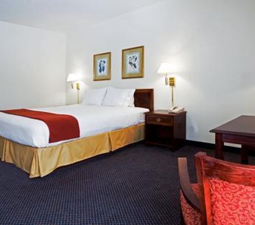 Holiday Inn Express Hillsborough-Durham Area, an IHG Hotel