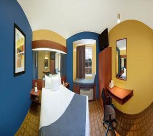Microtel Inn & Suites by Wyndham Hillsborough