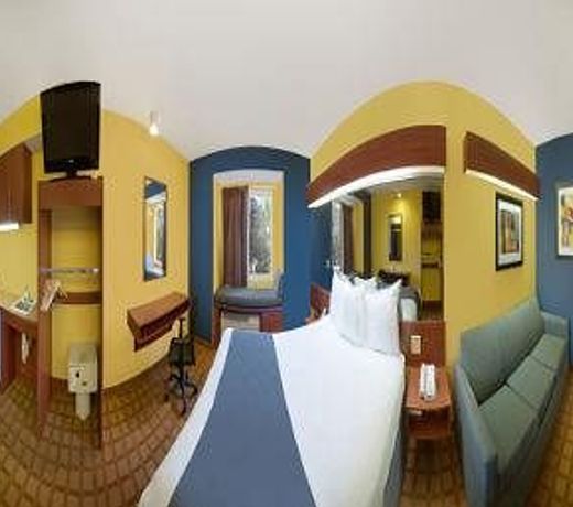 Microtel Inn & Suites by Wyndham Hillsborough