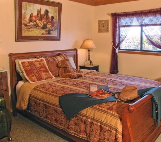 SUNDANCE BEAR LODGE
