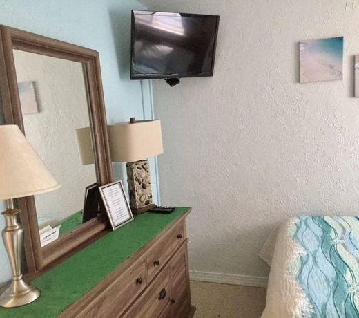 Lollipop Motel