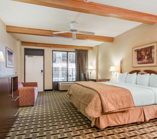 Quality Inn & Suites Ridgeland