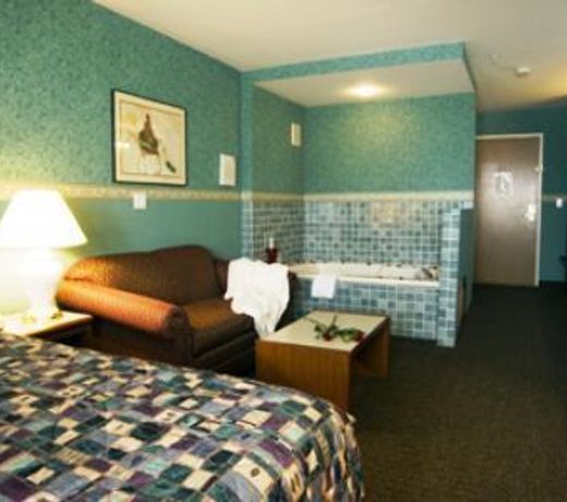 Toppenish Inn and Suites