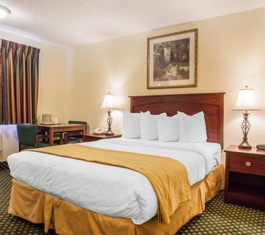 Quality Inn & Suites Toppenish - Yakima Valley