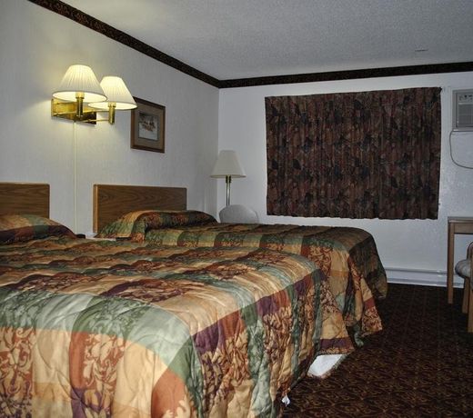 Waconia Inn and Suites