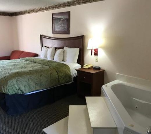 Clairmont Inn & Suites - Warren