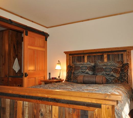 Aspen Condominiums by Rendezvous Mountain Rentals