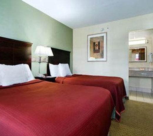 Days Inn by Wyndham Springfield/Phil.Intl Airport