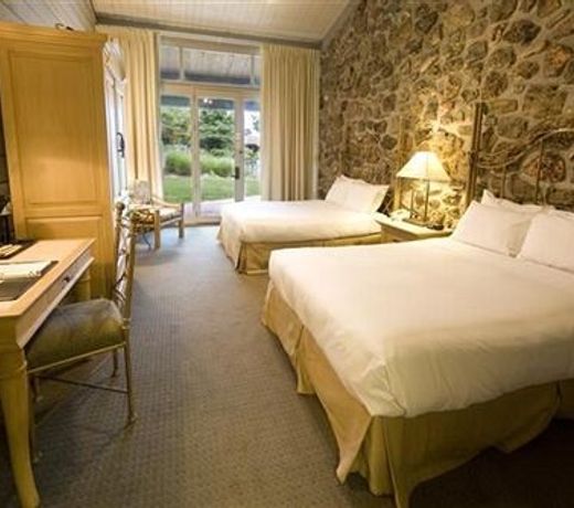 Lodge of Four Seasons Golf Resort, Marina & Spa